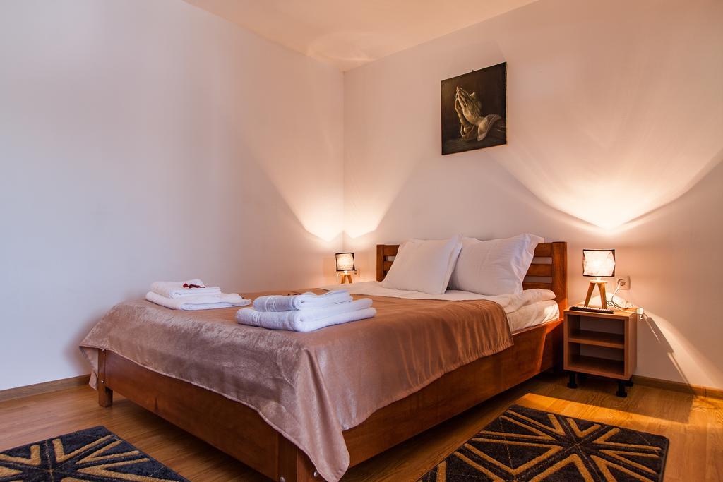 Casa Arbo Hotel Călimăneşti Екстериор снимка
