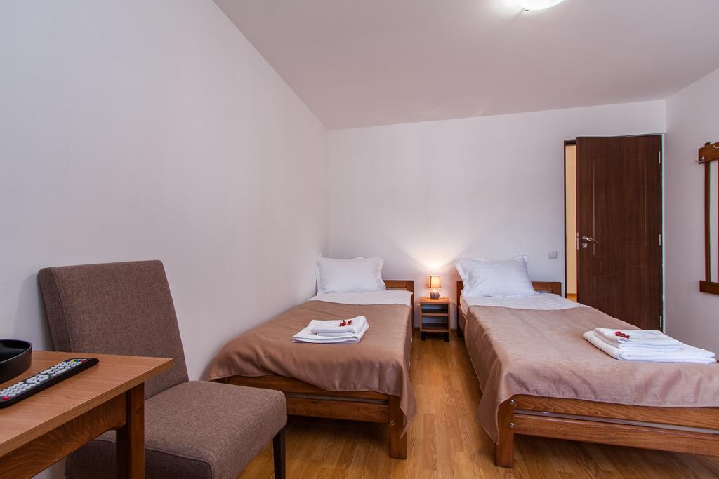 Casa Arbo Hotel Călimăneşti Екстериор снимка