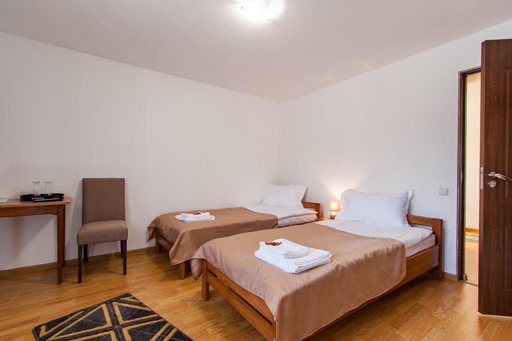 Casa Arbo Hotel Călimăneşti Екстериор снимка