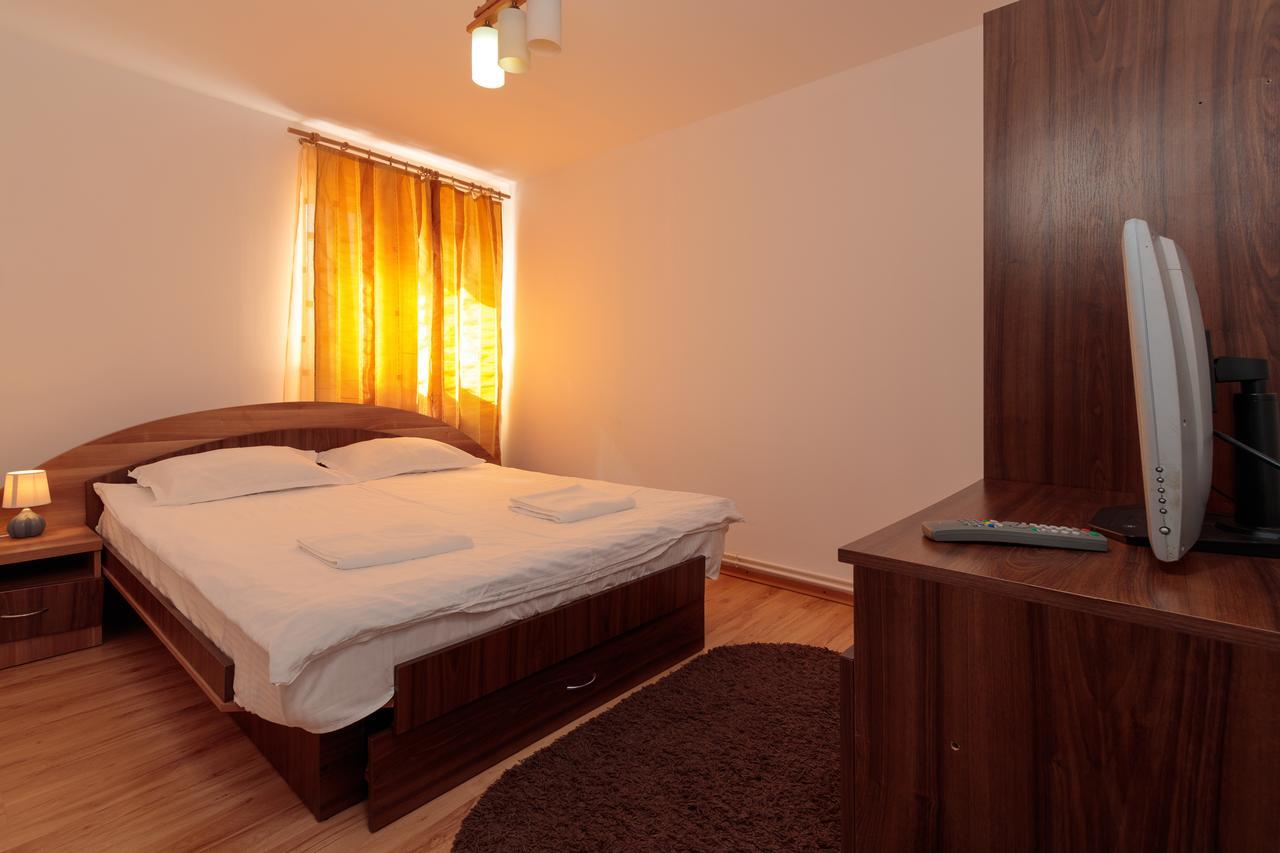 Casa Arbo Hotel Călimăneşti Екстериор снимка
