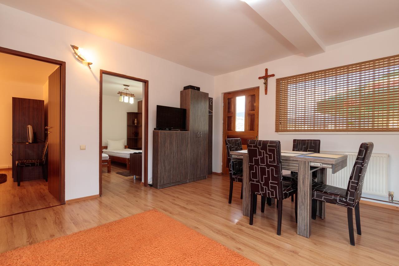 Casa Arbo Hotel Călimăneşti Екстериор снимка